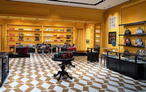 gucci - istanbul istynie|Luxury Shopping in Istanbul: The Best Designer Boutiques.